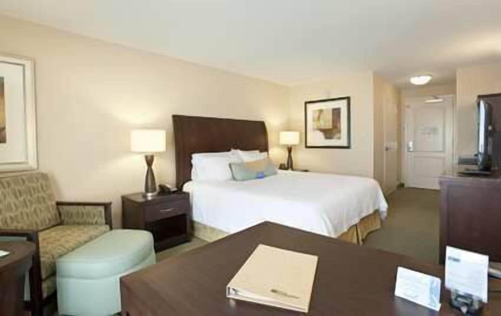Hilton Garden Inn By Hilton Mount Laurel Exterior foto