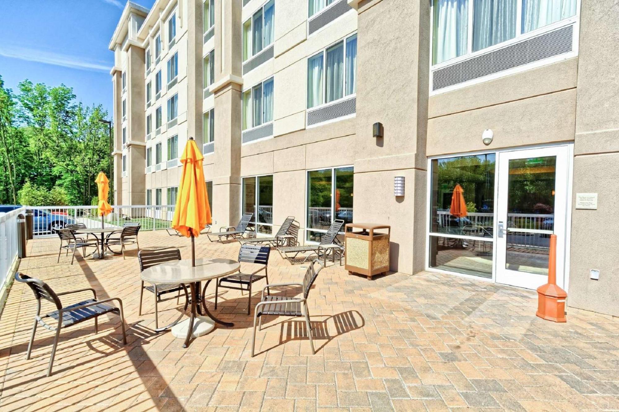 Hilton Garden Inn By Hilton Mount Laurel Exterior foto